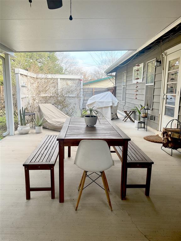 Building Photo - 204 Sheraton Ave