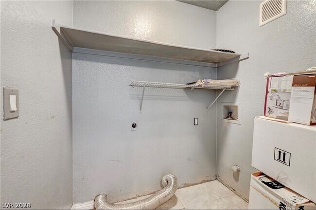 Building Photo - 5220 Mission Carmel Ln