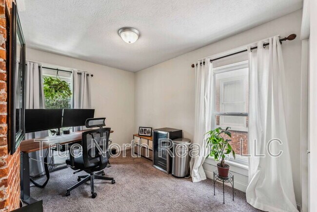 Building Photo - 693 Wilson Ave