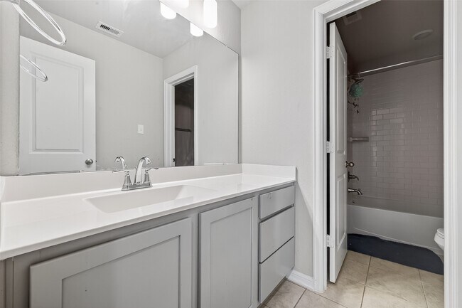 Building Photo - 205 Bonita Beach Dr