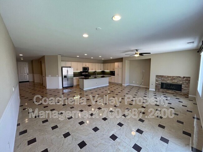 Building Photo - 49126 Pluma Roja Pl