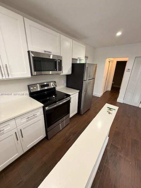 Building Photo - 2006 Calais Dr