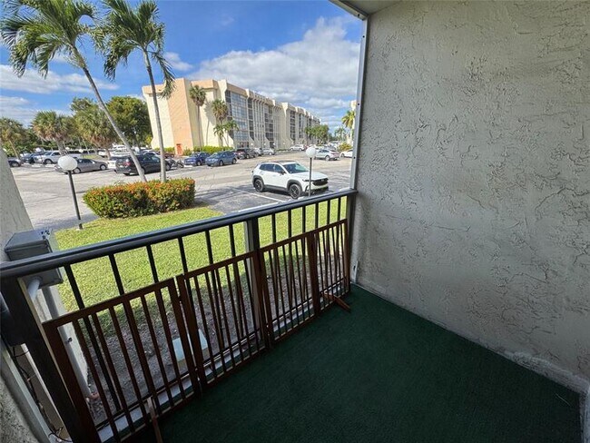 Building Photo - 501 Three Islands Boulevard