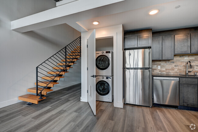 Interior Photo - South Street Lofts