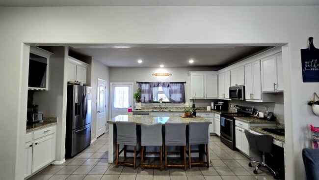 Building Photo - 11134 Palmillas Loop