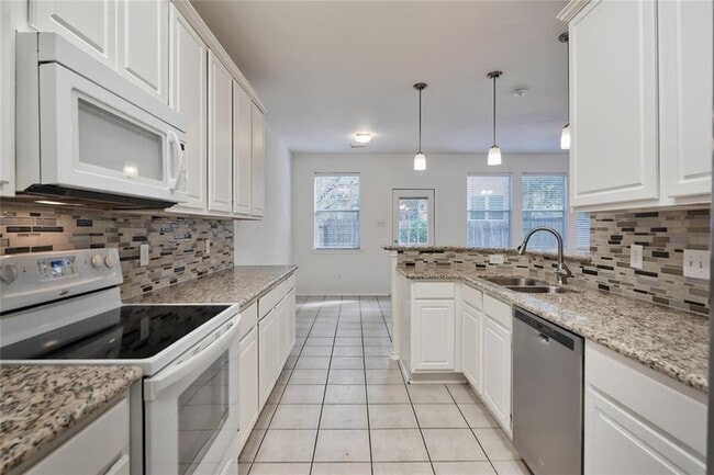 Building Photo - 74 Blue Creek Ct