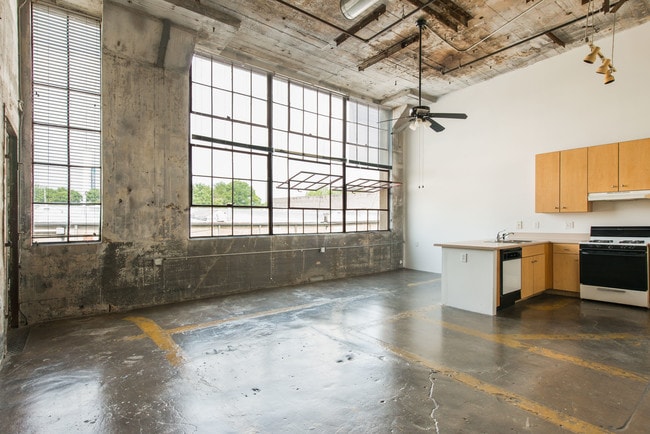 Primary Photo - Mattress Factory Lofts
