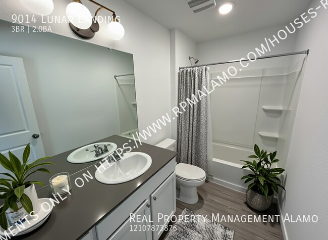 Building Photo - 9014 Lunar Lndg