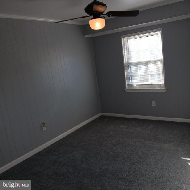 Building Photo - 1971 Addison Rd S