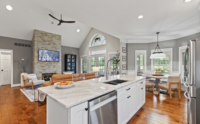 Building Photo - 1342 Sugar Maple Ln