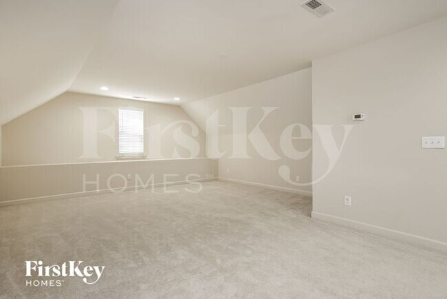 Building Photo - 148 Anderby Dr