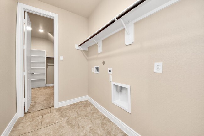 Building Photo - 24219 Peralta Glen Ln
