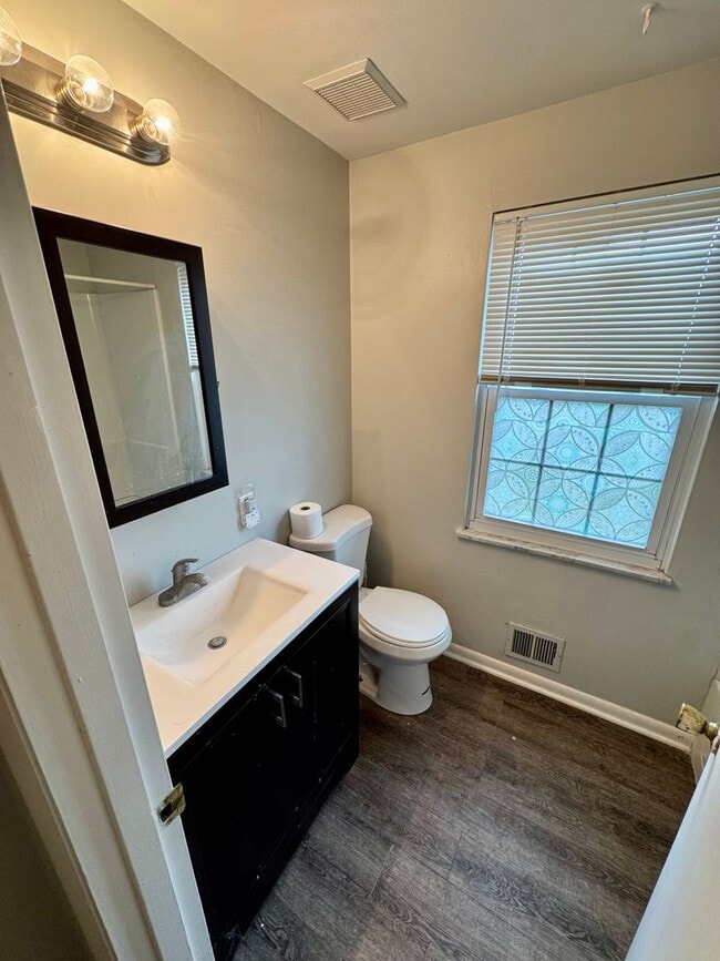 Building Photo - Charming 2 Bed 1 Bath in Cranberry!