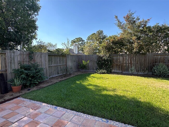 Building Photo - 3126 Ivy Bend Dr