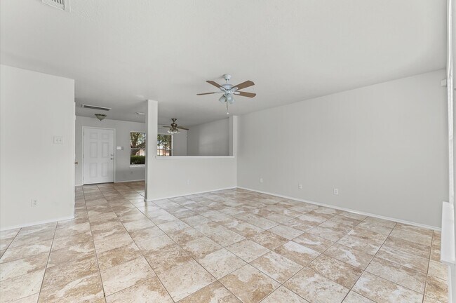 Building Photo - 12251 Noco Dr