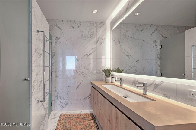 Building Photo - 1101 Ocean Ave N