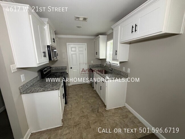 Building Photo - 4617 W 21st St