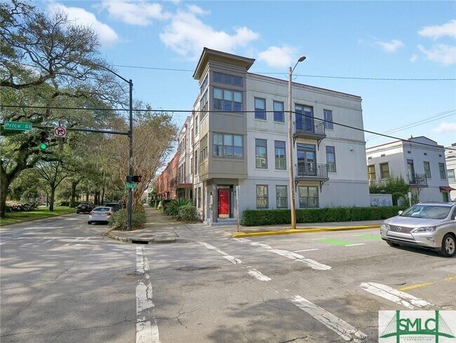 Building Photo - 434 E Oglethorpe Ave
