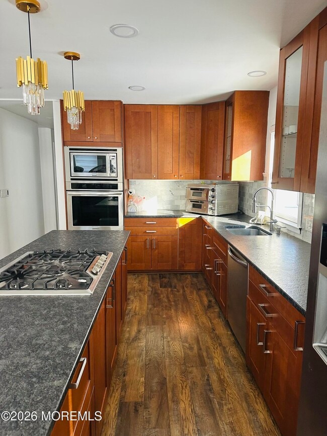 Building Photo - 175 Delaware Ave