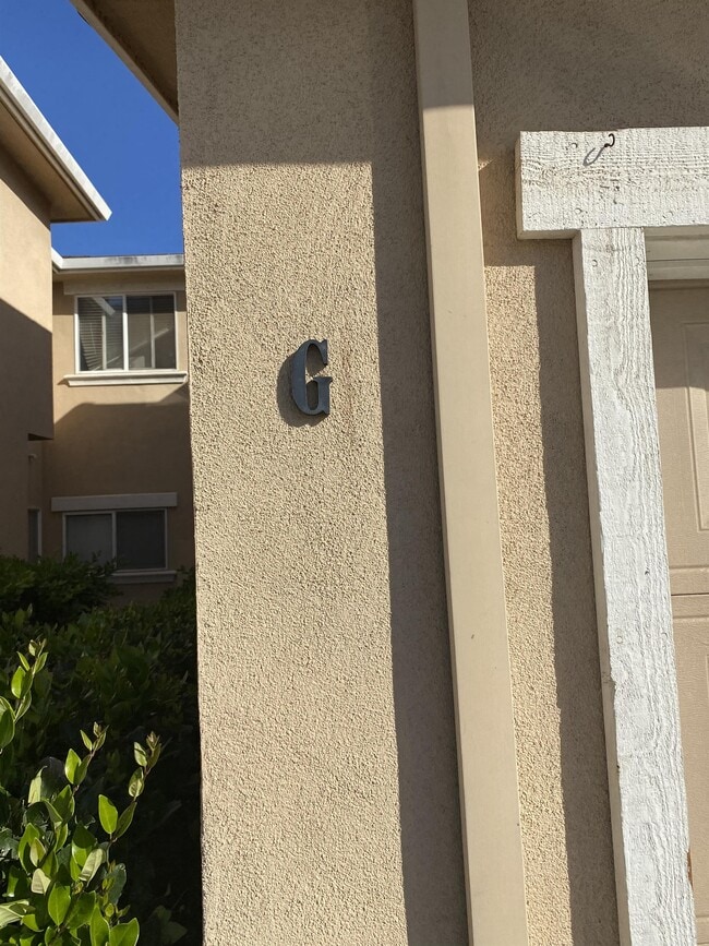 Building Photo - 2917 Snyder Ave