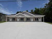 Building Photo - 1508 Longview St