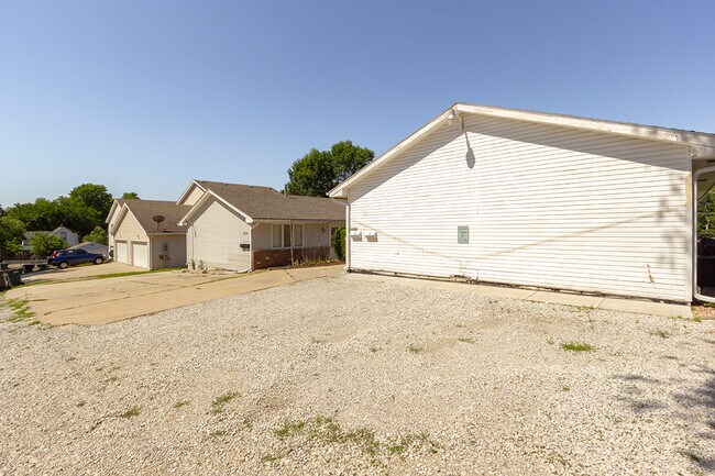 Building Photo - 2228 S. 9th-B