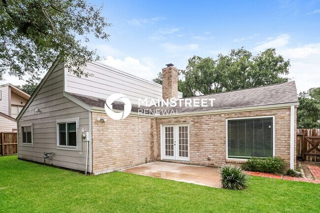Building Photo - 3 Bedroom Pet-Friendly Home in Houston, TX with Main Street Renewal