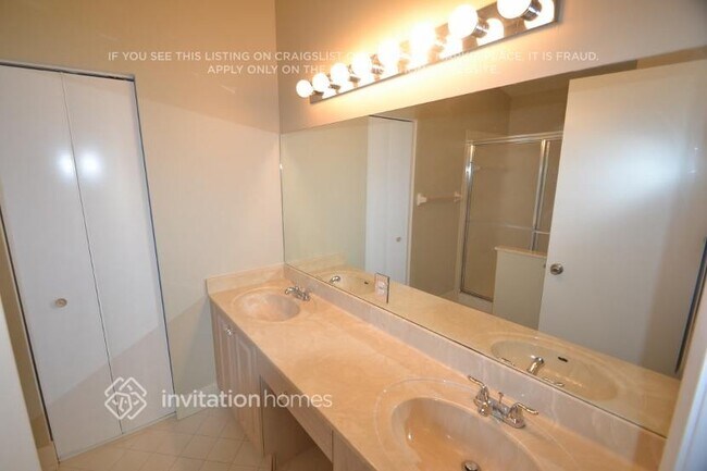 Building Photo - 15745 NW 16th Ct