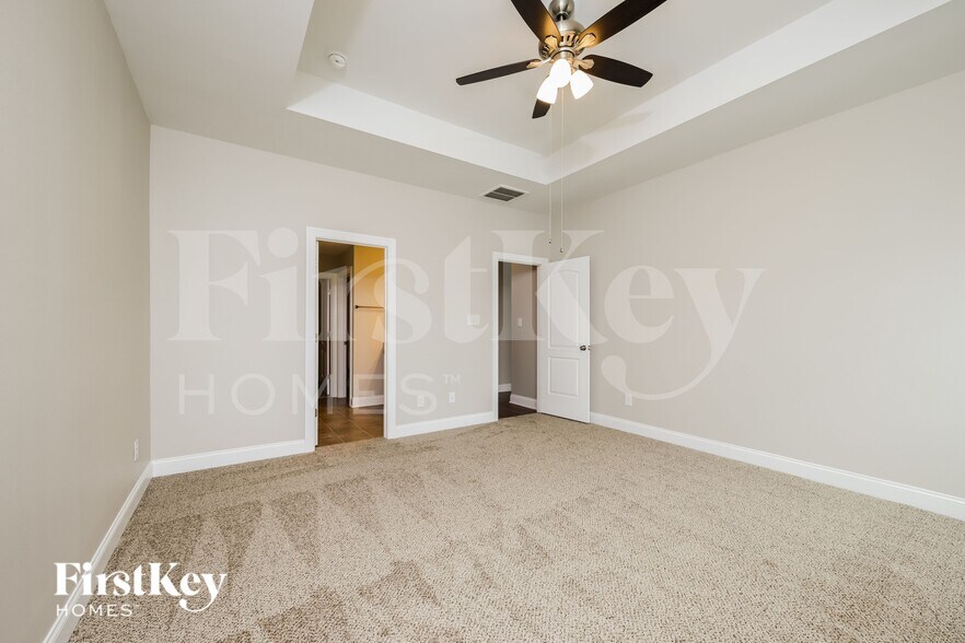 Building Photo - 117 Saintsbury Pl