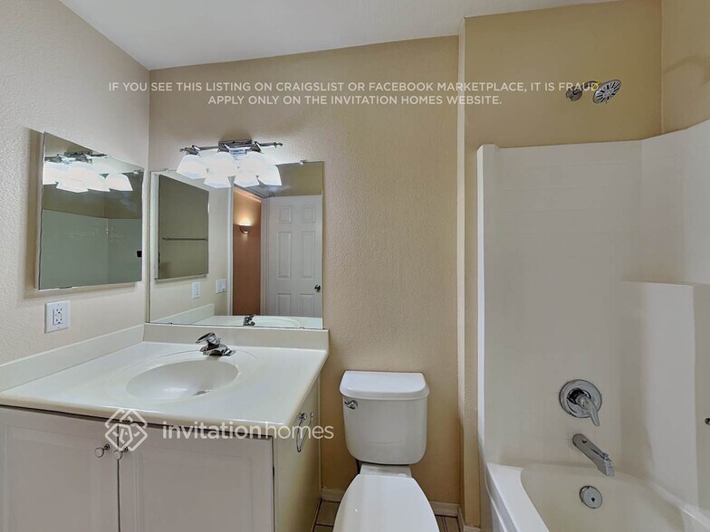 Building Photo - 3420 E Marco Polo Rd