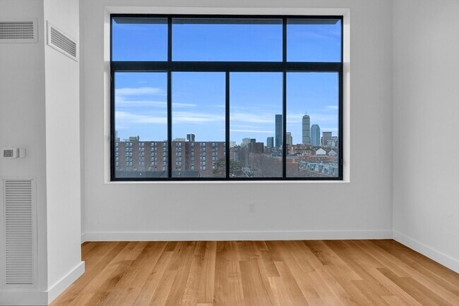 Building Photo - 70-72-72 Northampton St