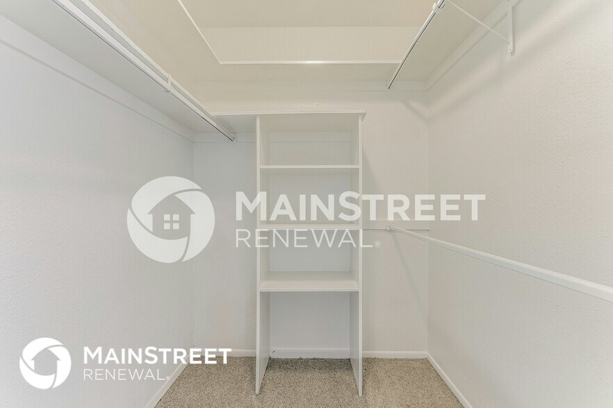 Building Photo - 2515 E Del Rio Dr