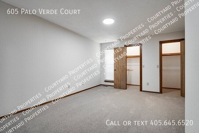Building Photo - 605 Palo Verde Ct