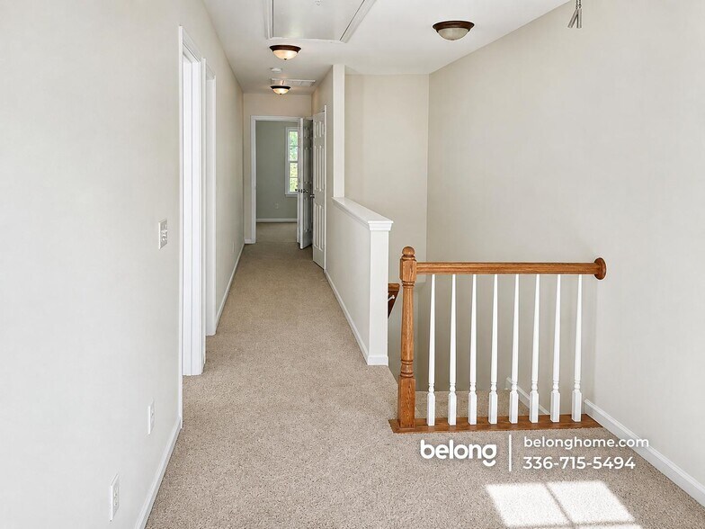 Building Photo - 318 Anterbury Dr