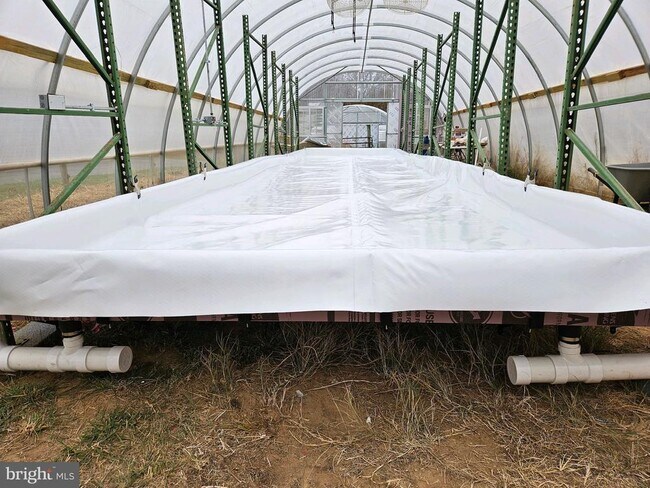 Building Photo - 1573 Garrisonville Rd