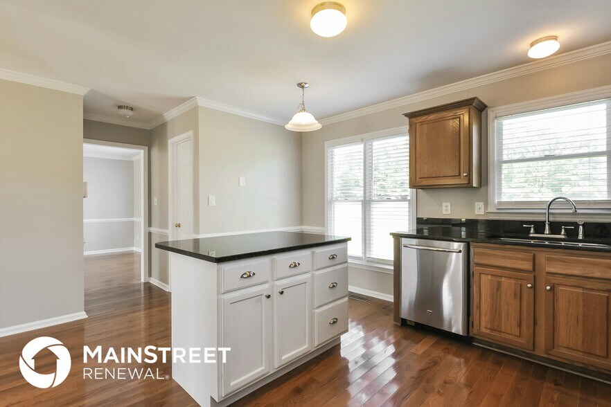 Building Photo - 2008 Stoneglen Ln