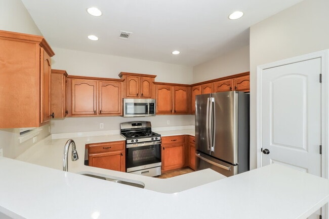 Building Photo - 110 Birch Springs Dr