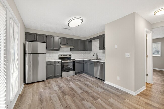 Building Photo - 601 E Grundy St