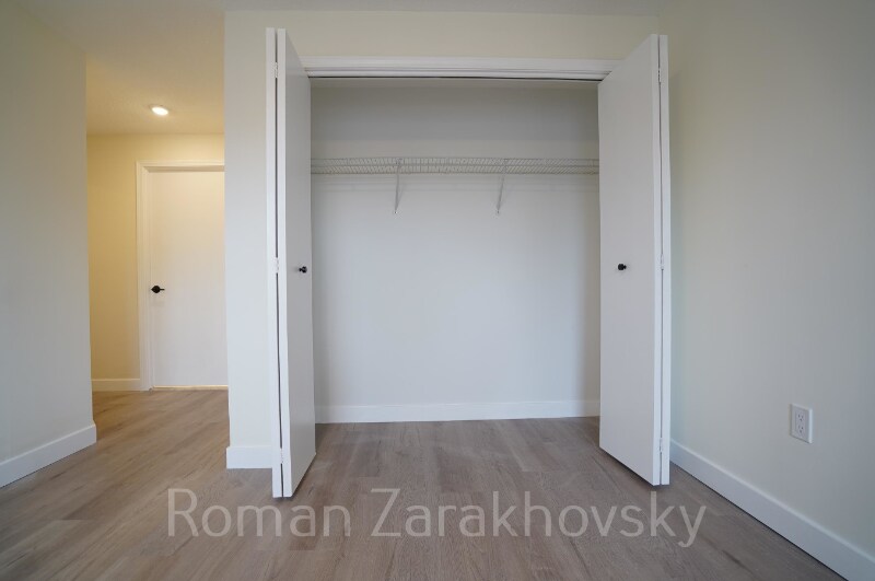 Building Photo - 25 Webster Ave