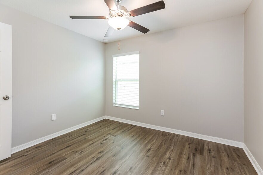 Building Photo - 5421 Rainwood Meadows Dr