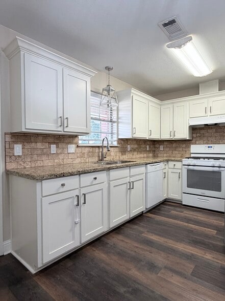 Building Photo - 237 Nederland Ave