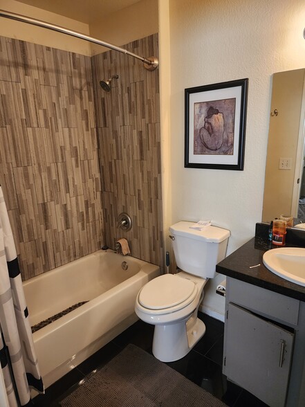 Building Photo - 2233 James Bilbray Dr