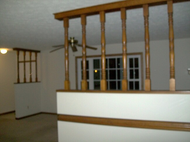Building Photo - 7111 Foxlair Dr