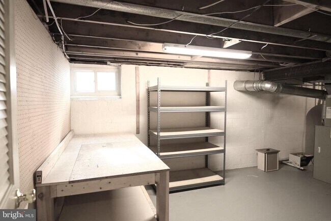 Building Photo - 4036 Trapp Rd