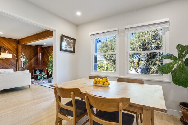 Building Photo - 5923 Abernathy Dr