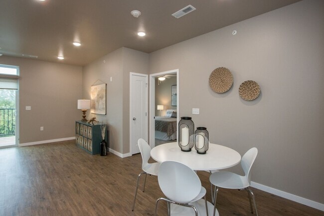 Building Photo - Spacious 1-bedroom, 1.5 bath, 1st floor, with elevated deck, available 07/01/2026