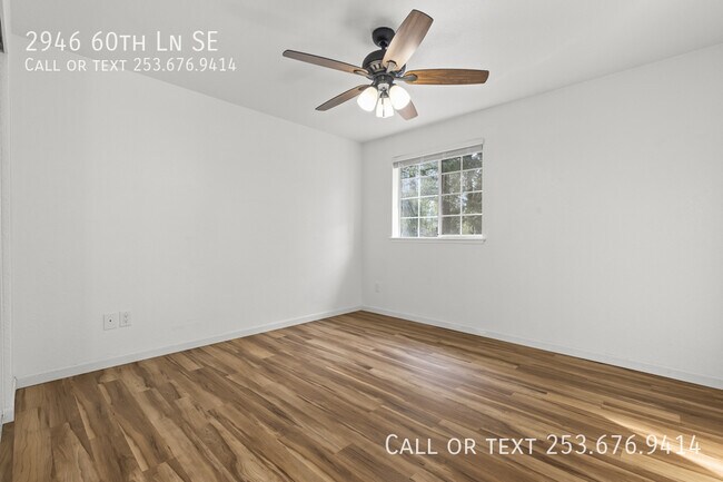 Building Photo - 2946 60th Ln SE