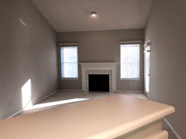 Building Photo - 13058 Autumn Woods Way