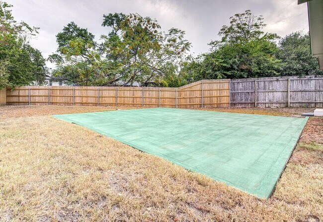 Building Photo - 11305 Pradera Dr