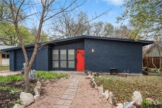 Building Photo - 5113 Greenheart Dr